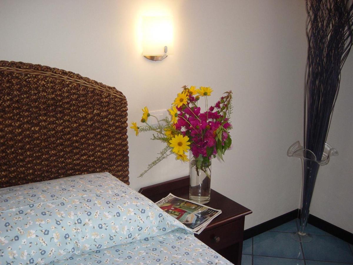 Oltremare Residence Hotel Lipari  Habitación foto