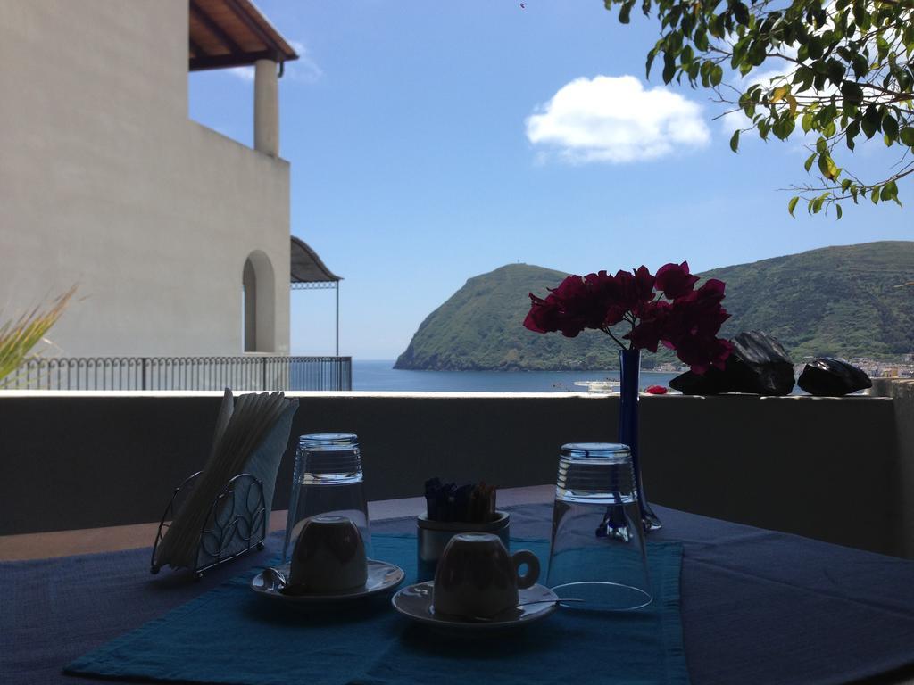 Oltremare Residence Hotel Lipari  Exterior foto