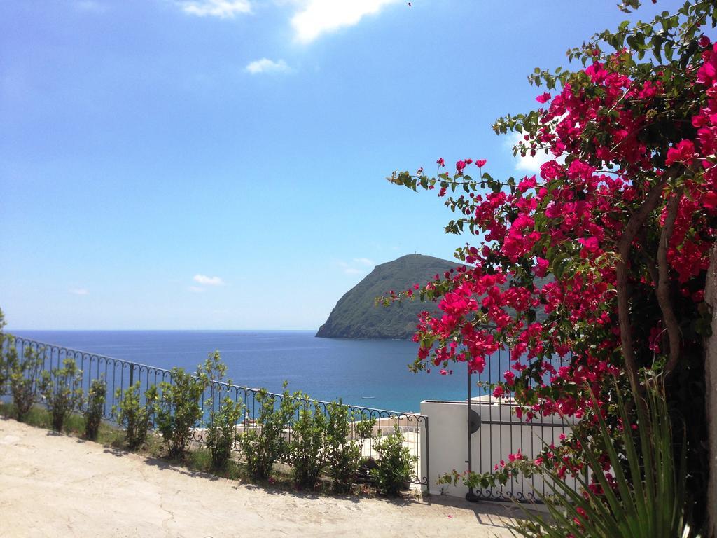 Oltremare Residence Hotel Lipari  Exterior foto