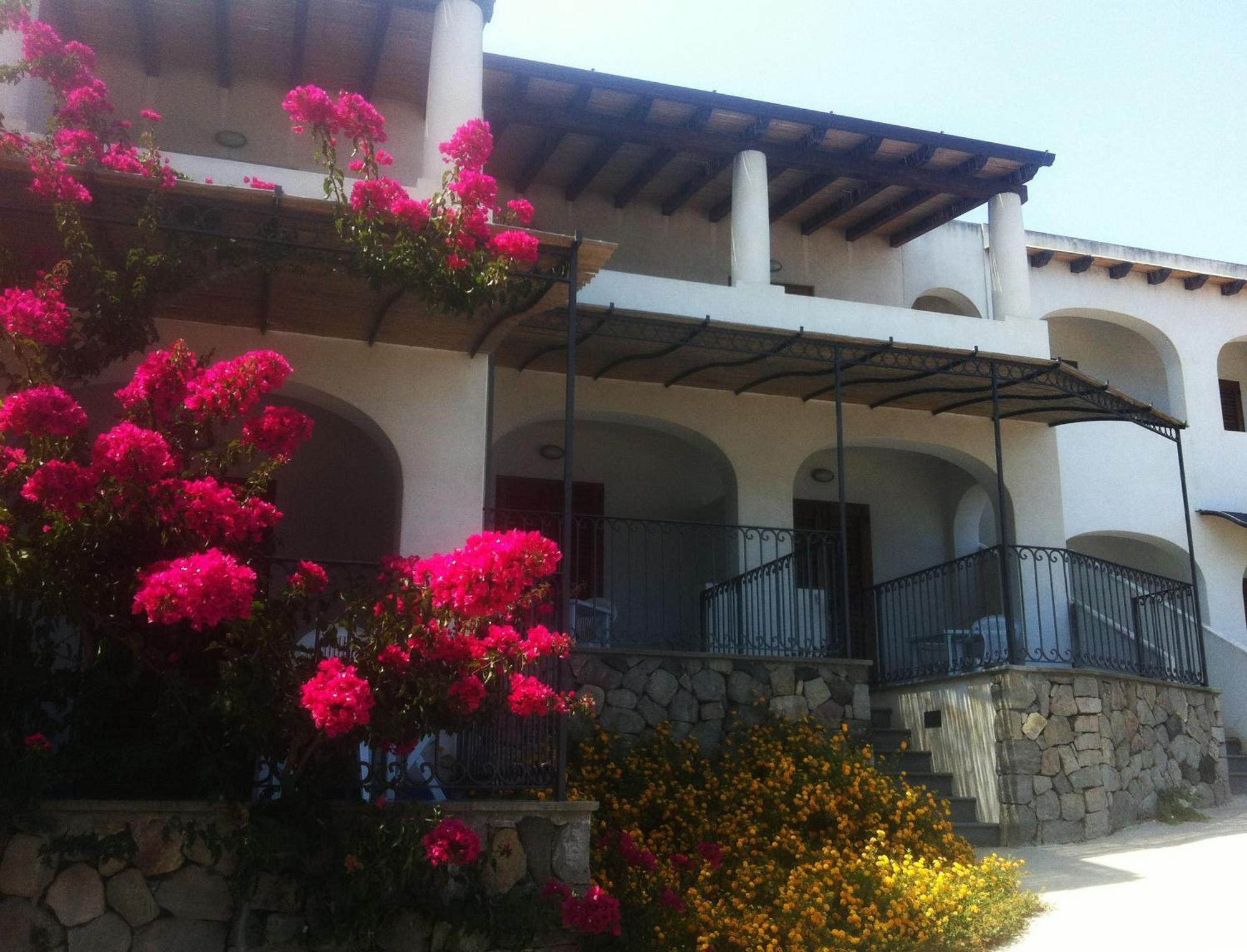 Oltremare Residence Hotel Lipari  Exterior foto